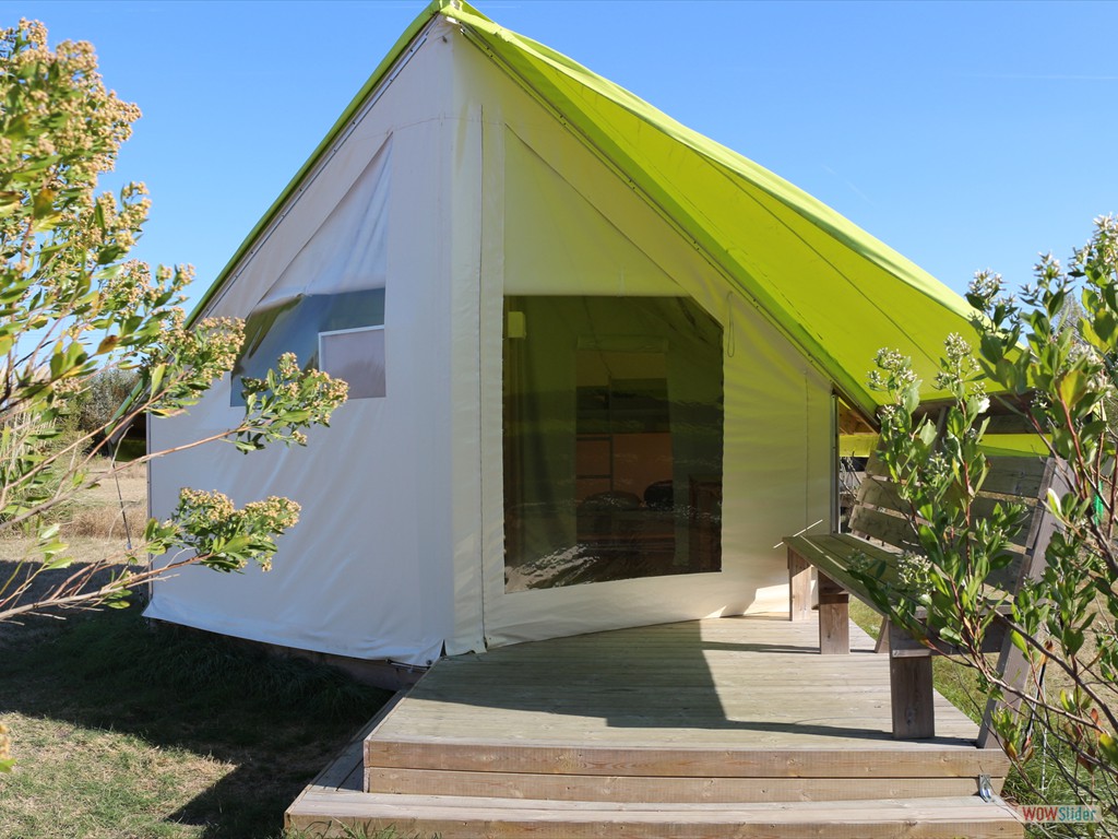 tente-lodge-anis-camping-insolite-en-vendee